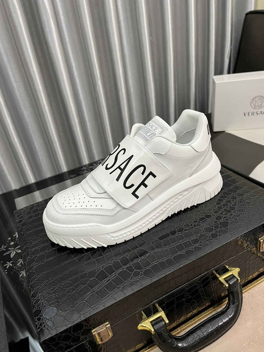 SNEAKERS VERSACE