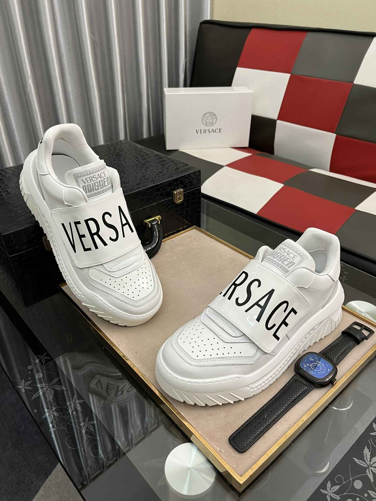 SNEAKERS VERSACE