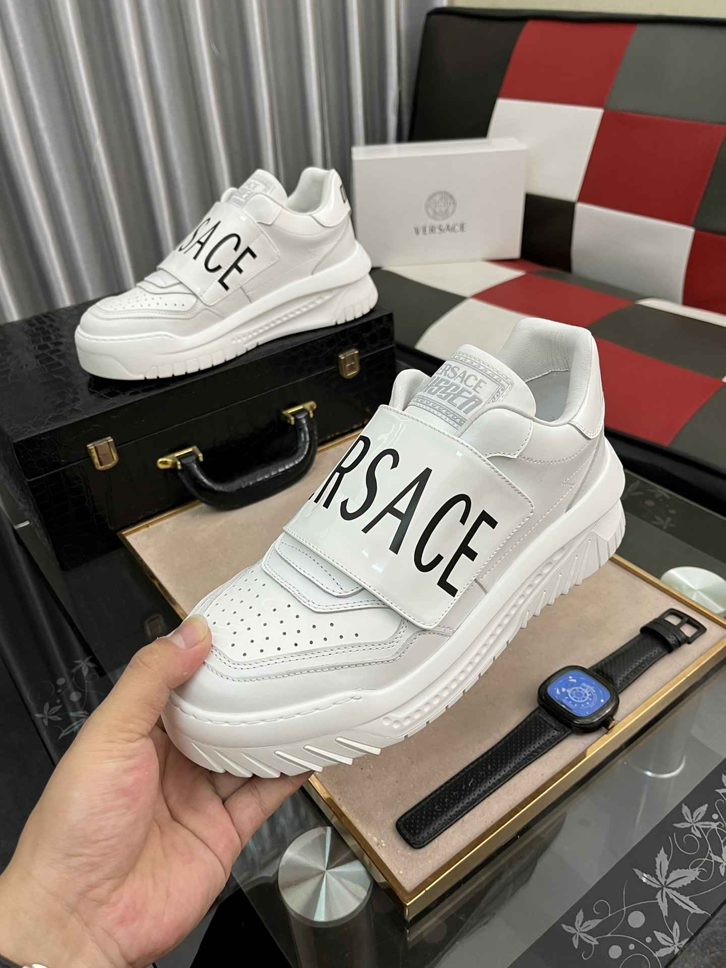 SNEAKERS VERSACE